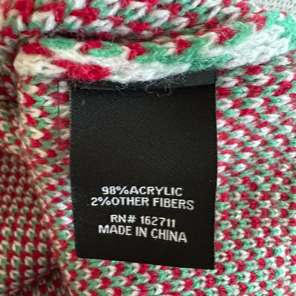 33 Degrees Christmas Tree Print Red Green Oversized Festive Sweater Size Medium - Picture 8 of 10